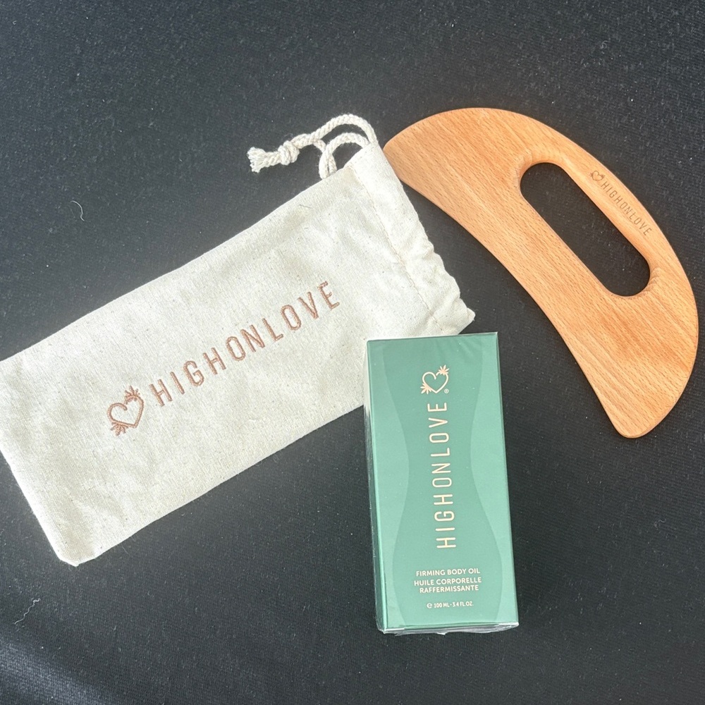 *NWT* HighOnLove Firming Body Oil and Gua Sha (and pouch)